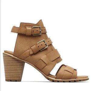 NWOB Sorel Nadia Buckle II Casual Sandals